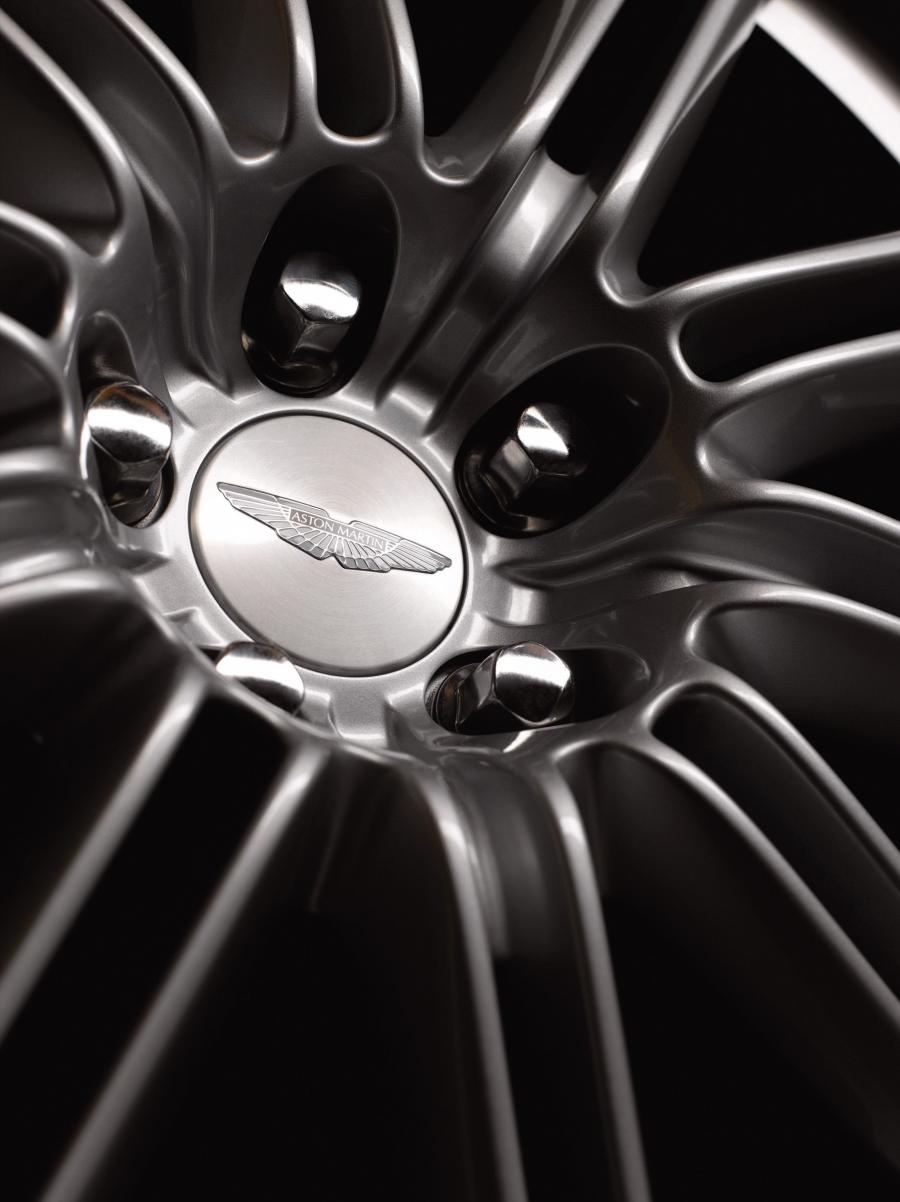 Колеса Aston Martin DBS 2007 года  (WW) (фото 33 из 98)